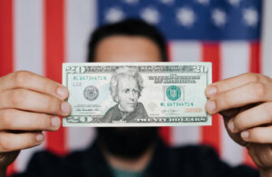 US Dollar (DXY) Index News: Euro Strength Weighs on Dollar Post-ECB Rate Cut
