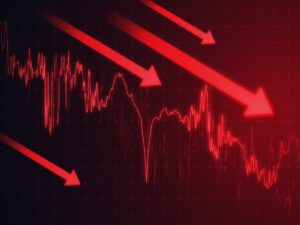 An overload of warning signals mark the 'last straw' that could send the S&P 500 plunging 70%, famed permabear says