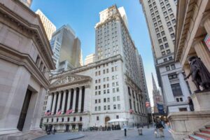 AppLovin Attracting Big Money | FXEmpire