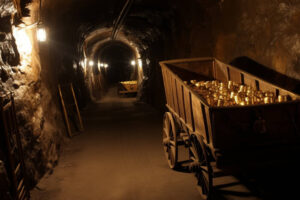 Gold, Silver, US Dollar Technical Analysis – Market Reacts to Geopolitical Tensions