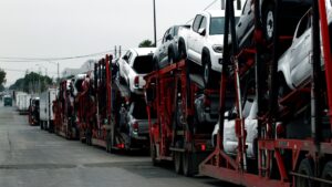 GM, Stellantis shares fall on Trump tariff threat for Mexico, Canada