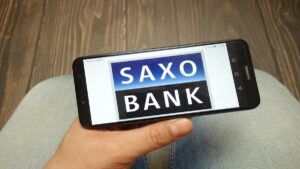 Safra Sarasin to buy 70% stake in Saxo Bank